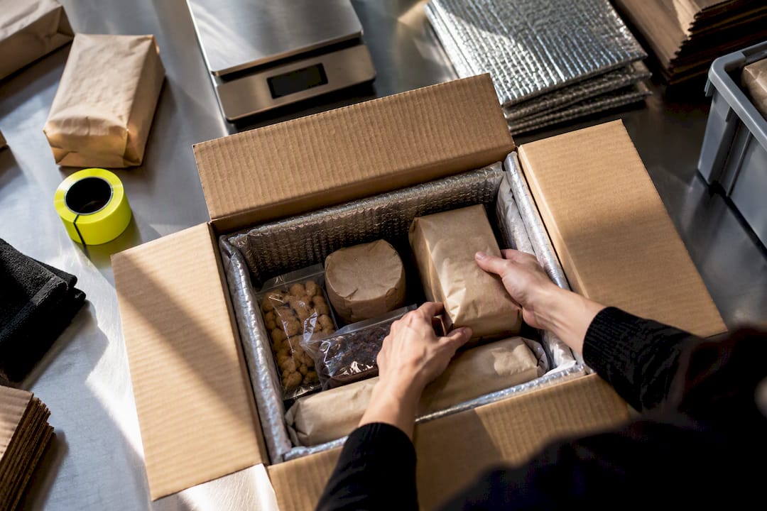 Packing Swedish foods for international shipment