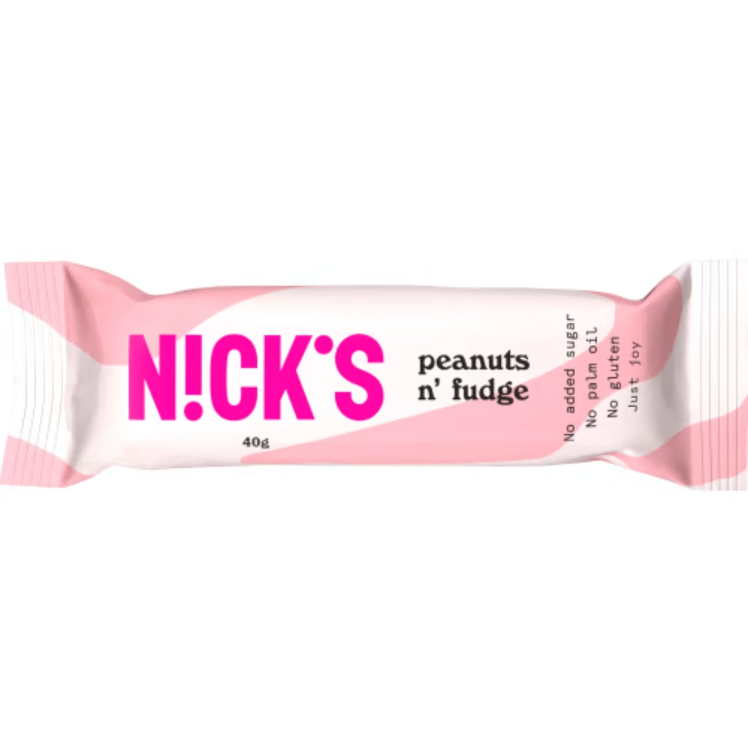 Nick's Peanuts N 'Fudge - Peanuts e gommoso Fudge rivestiti di cioccolato al latte 40g